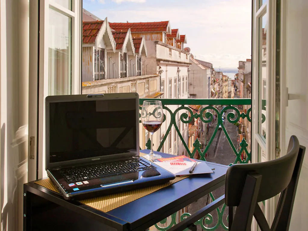 Lisbon Colours Bairro Alto Apartments